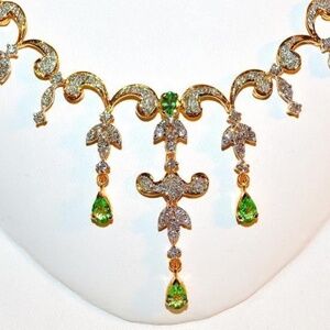CERTIFIED NATURAL DIAMOND TSAVORITE GREEN GARNET 18K GOLD NECKLACE EARRINGS SET
